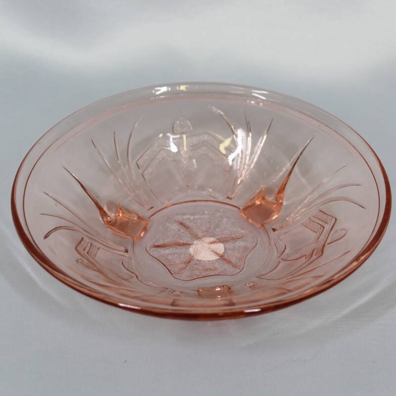 Vintage schaal, roze