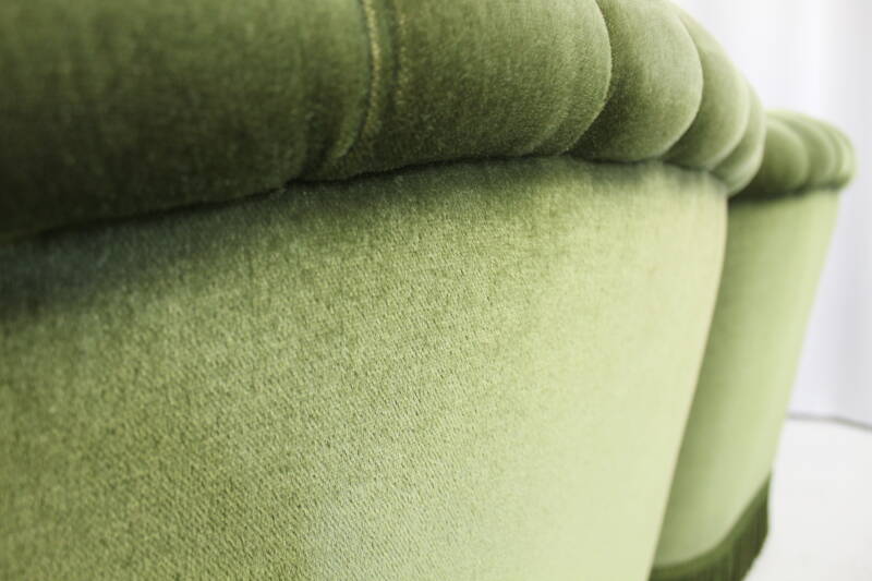 Vintage fauteuil green velvet
