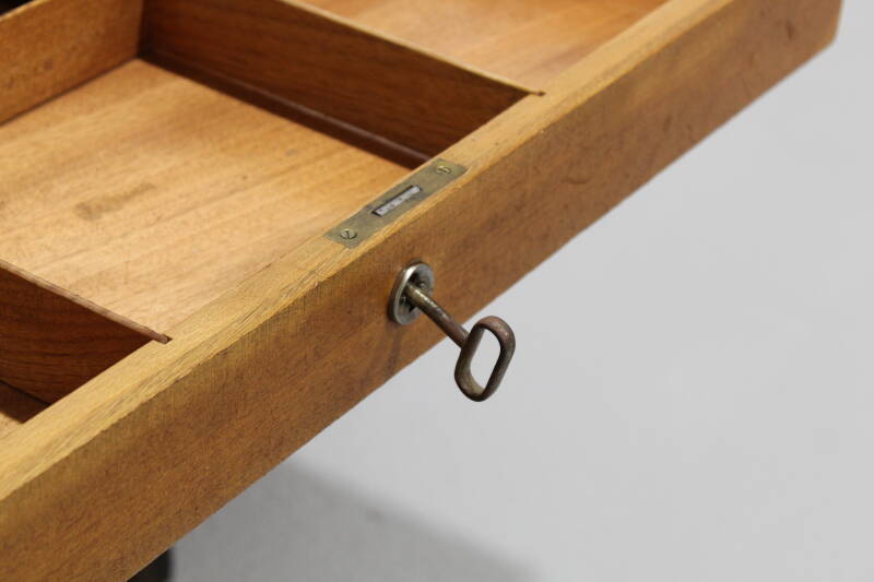 Vintage design bureau, kast "Magic Box" - Mummenthaler & Meier | 01107