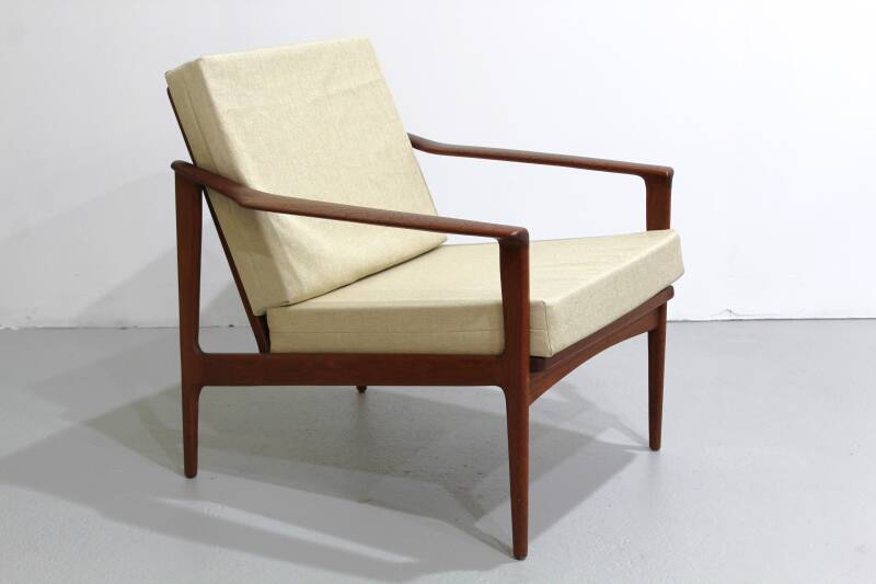 Vintage armchair, Danish Design - IB Kofod Larsen for Selig | 01054