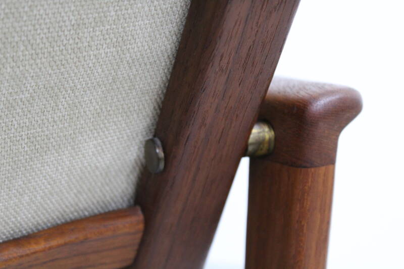 Vintage armchair, Danish Design - IB Kofod Larsen for Selig | 01054