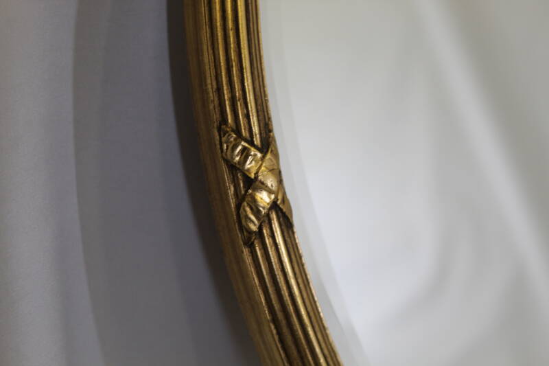 Vintage gouden strikspiegel