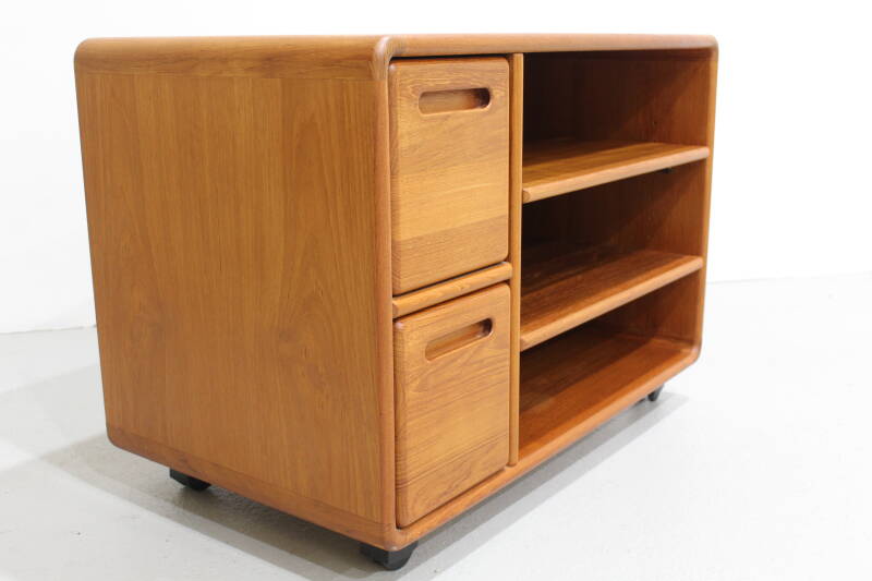 Vintage audiokast, tv-meubel Deens Design - Dyrlund, jaren '80 | 01174