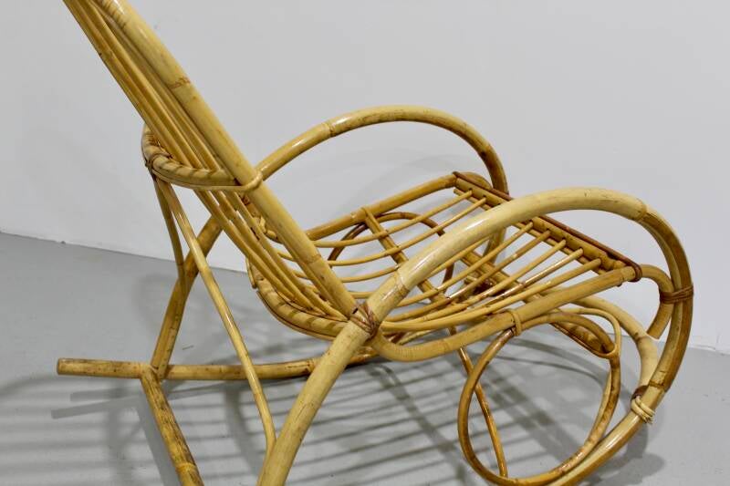 Vintage rieten schommelstoel - jaren '60 rotan | 01209