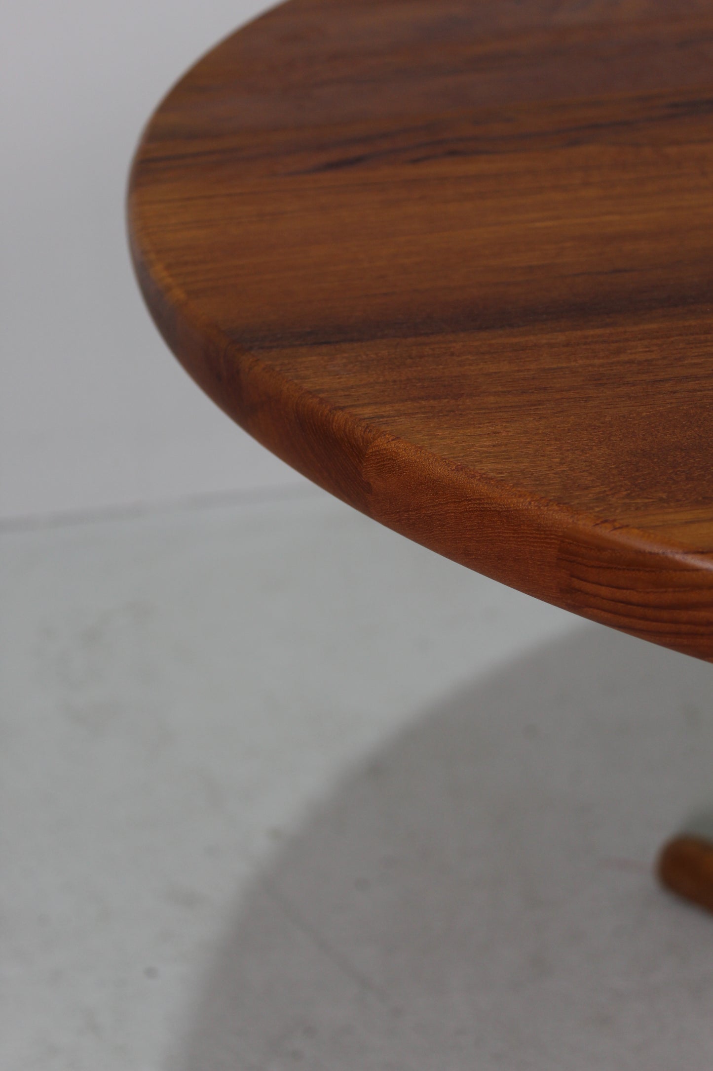 Vintage Deens Design eettafel rond