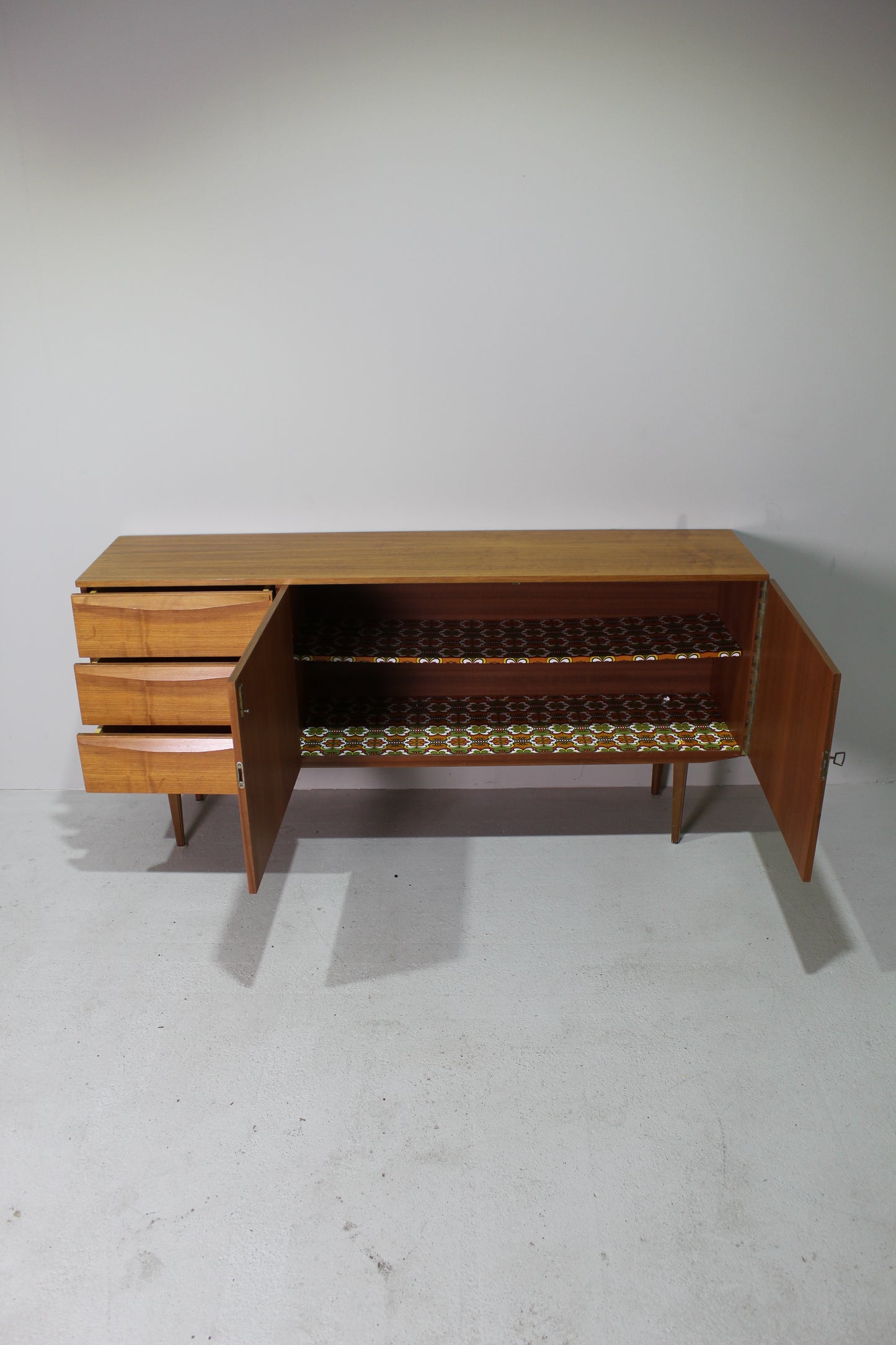 Vintage dressoir, sideboard jaren '60