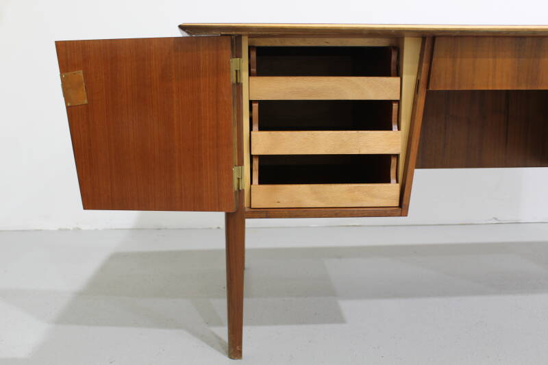 Vintage desk - walnut wood 50s/60s | 01218