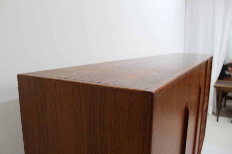 Vintage Design highboard, cupboard - Heinrich Rietsenpatt | 01056