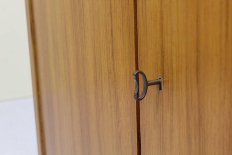 Vintage Musterring dressoir - notenhout, jaren '60/'70| 01060