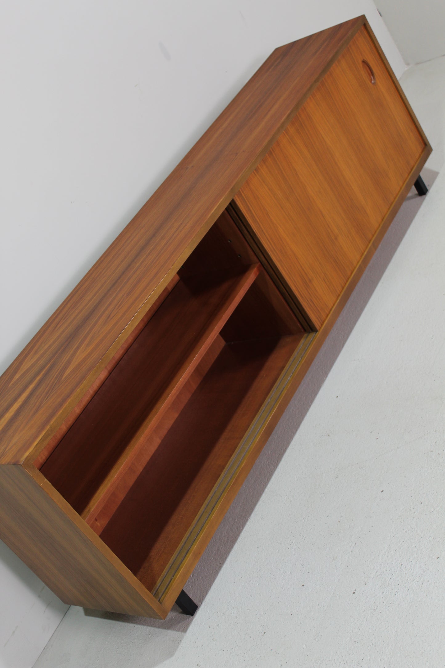 GERESERVEERD Vintage tv-meubel, dressoir, lowboard jaren '60