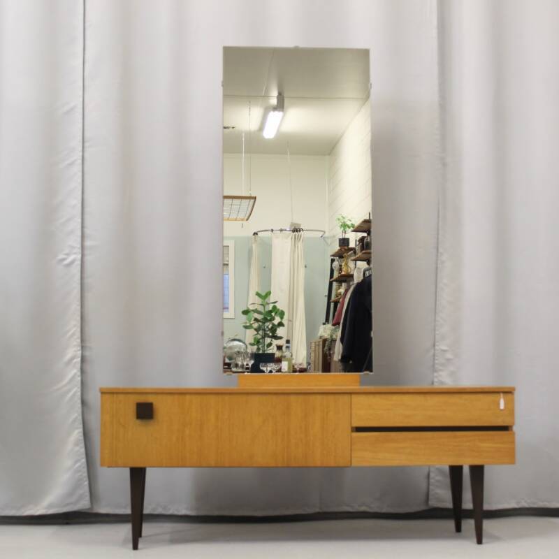 Vintage dressoir/kaptafel/tv-meubel