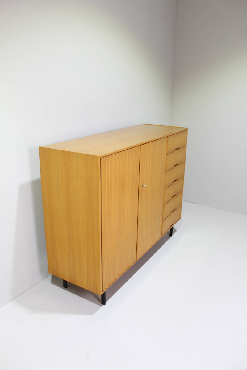 Vintage kledingkast, linnenkast, wandkast - jaren '60/'70 | 01438