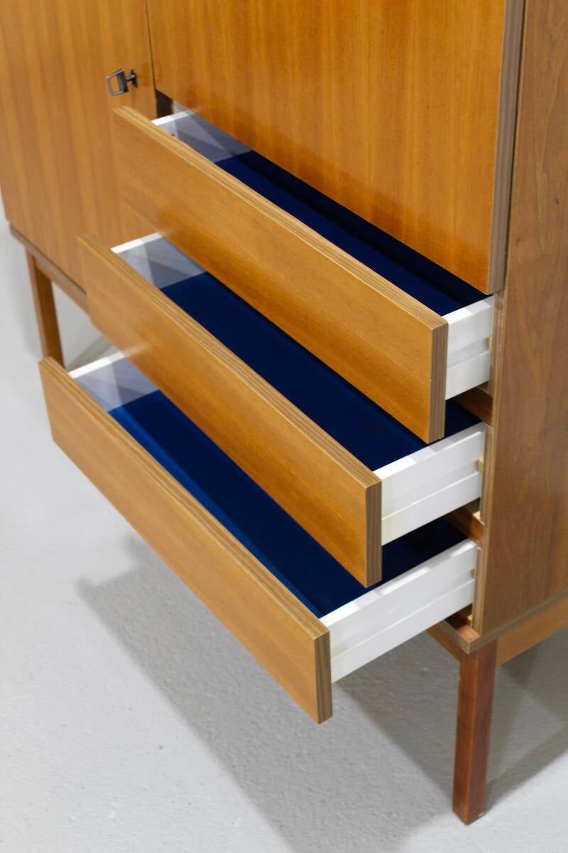 Vintage hoge kast, dicht - jaren '70 | 01255