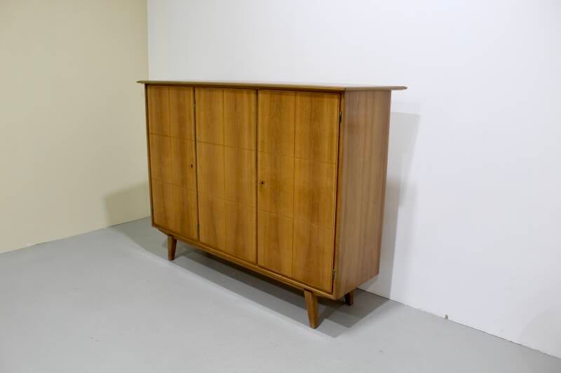 Vintage kast, linnenkast, kledingkast, spelletjeskast - jaren '50 | 01192