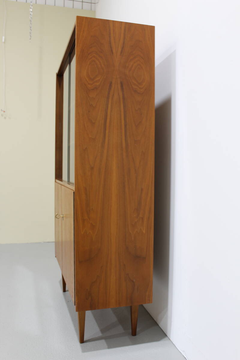 Vintage tall cabinet, display cabinet - 1960s | 01150