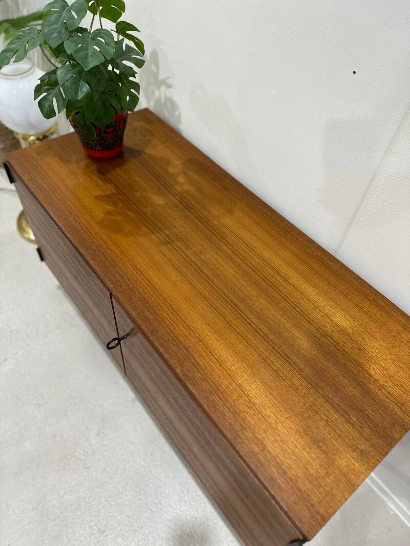 Vintage design kastje, dressoir - TWEN jaren '60, teak