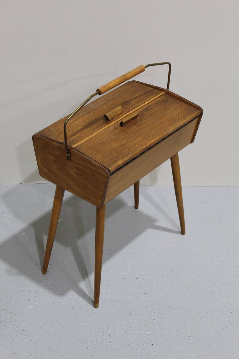 Vintage naaikastje, bijzetkastje - jaren '60 | 01283