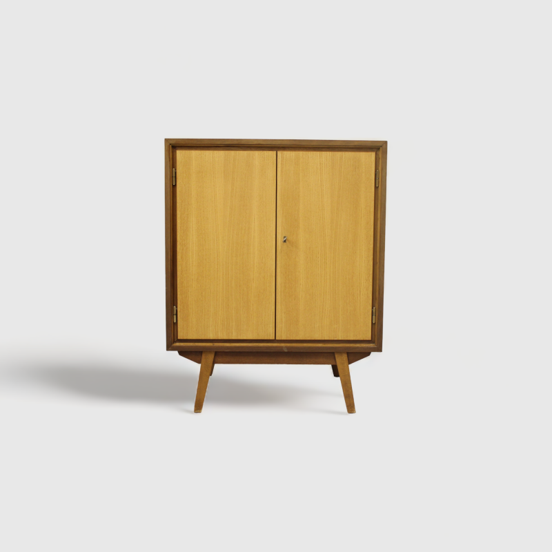 Vintage cabinet