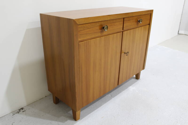 Vintage Musterring dressoir - notenhout, jaren '60/'70| 01060