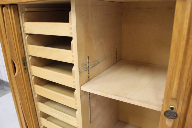 Vintage kast, archiefkastje | 00780
