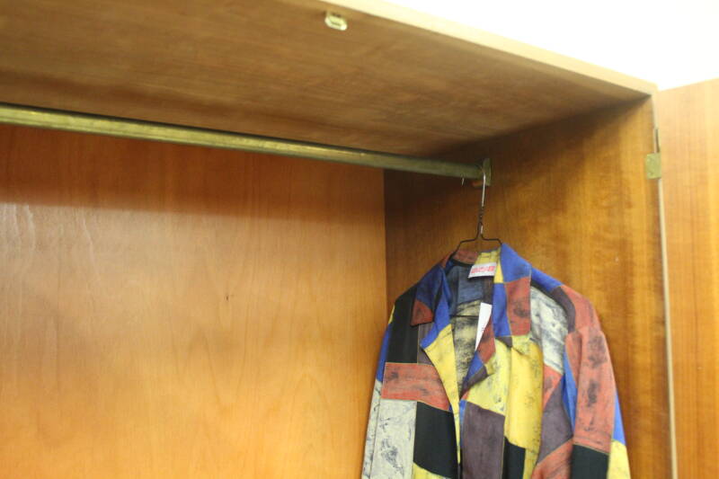 Vintage Kleiderschrank, Kleiderschrank