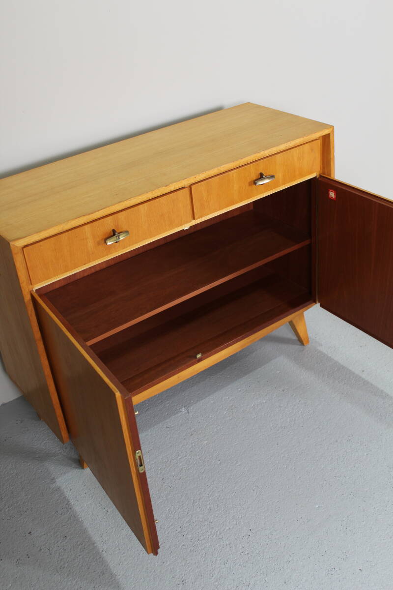 Vintage dressoir, kastje - Mustering jaren '60 | 01312