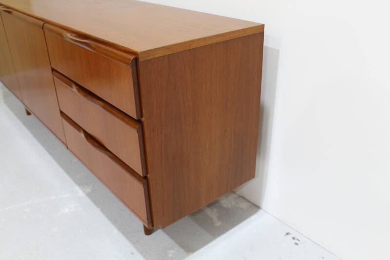 Vintage British Design sideboard, McIntosh - teak | 00871