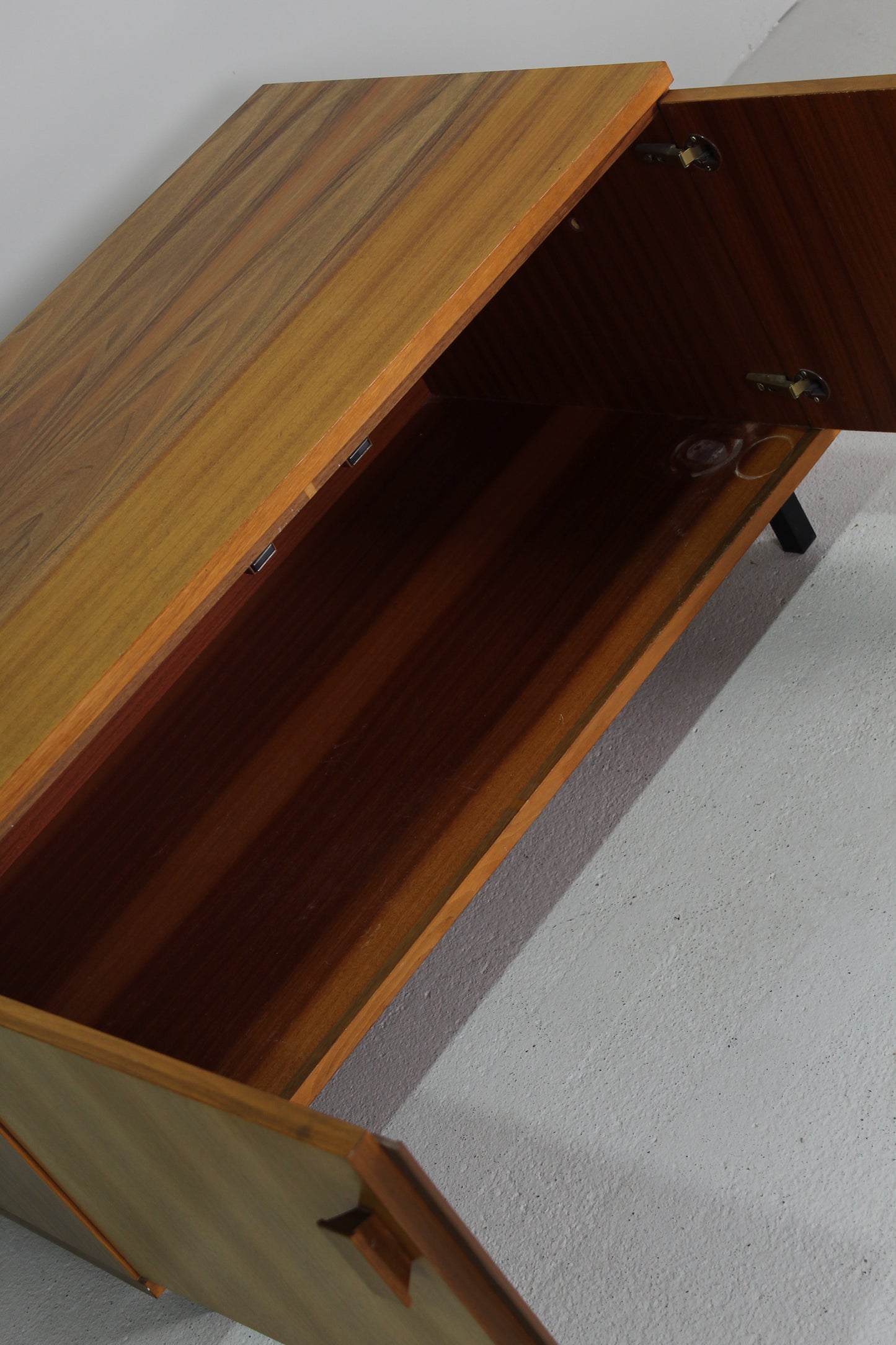Vintage-TV-Schrank, Lowboard – 1960er Jahre