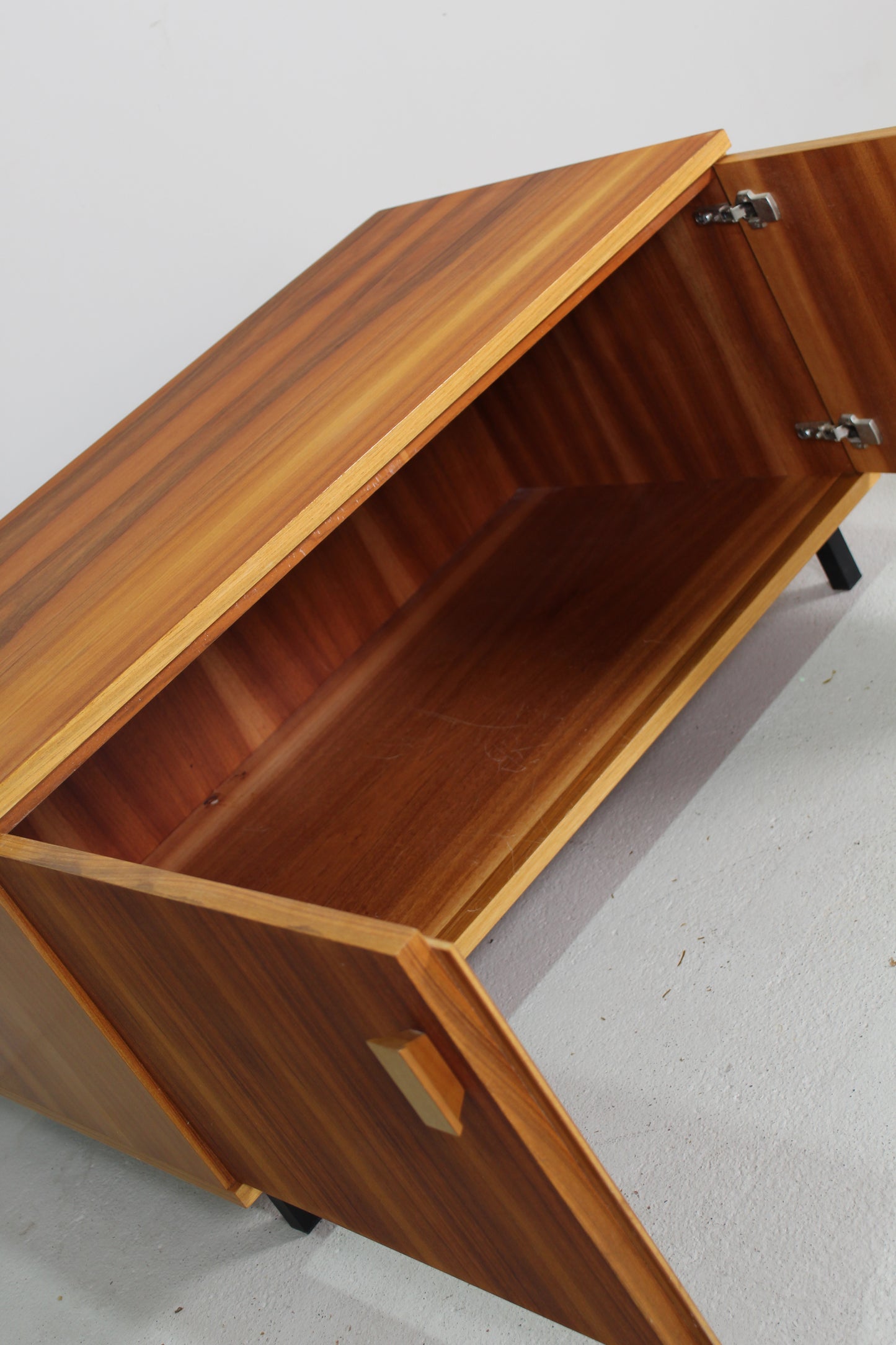 Vintage-TV-Schrank, Lowboard – 1960er Jahre