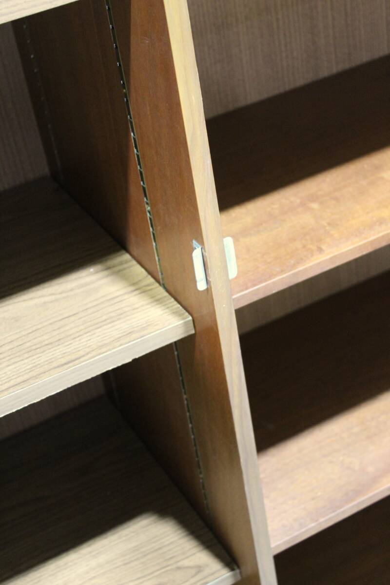 Vintage Schrank, Wäscheschrank, Garderobe, Spieleschrank - 60er | 01334