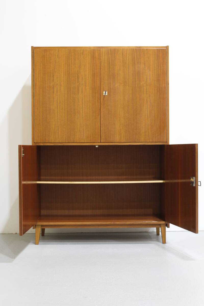 Vintage hoge kast, dicht - jaren '60 | 01151