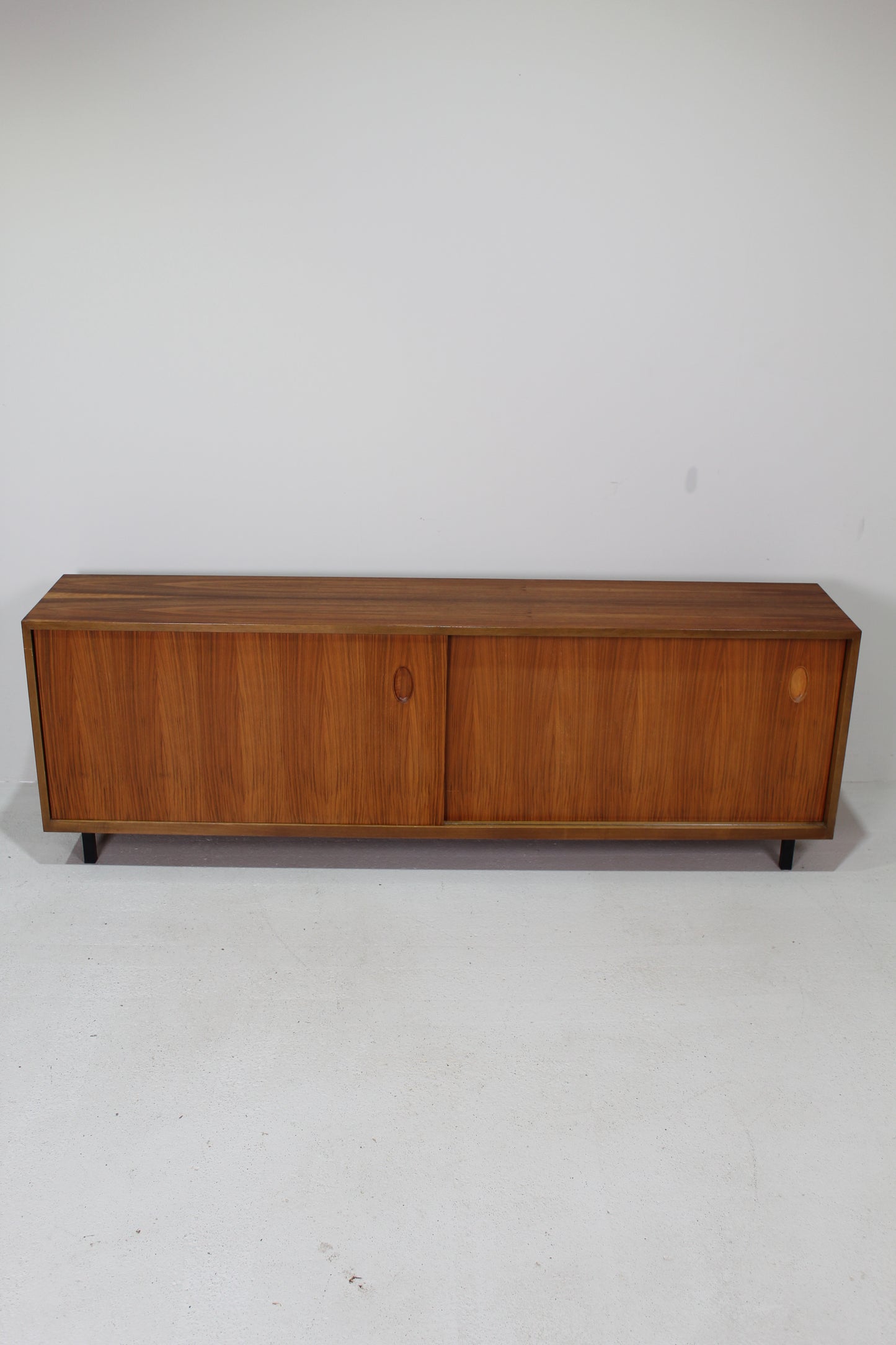 GERESERVEERD Vintage tv-meubel, dressoir, lowboard jaren '60