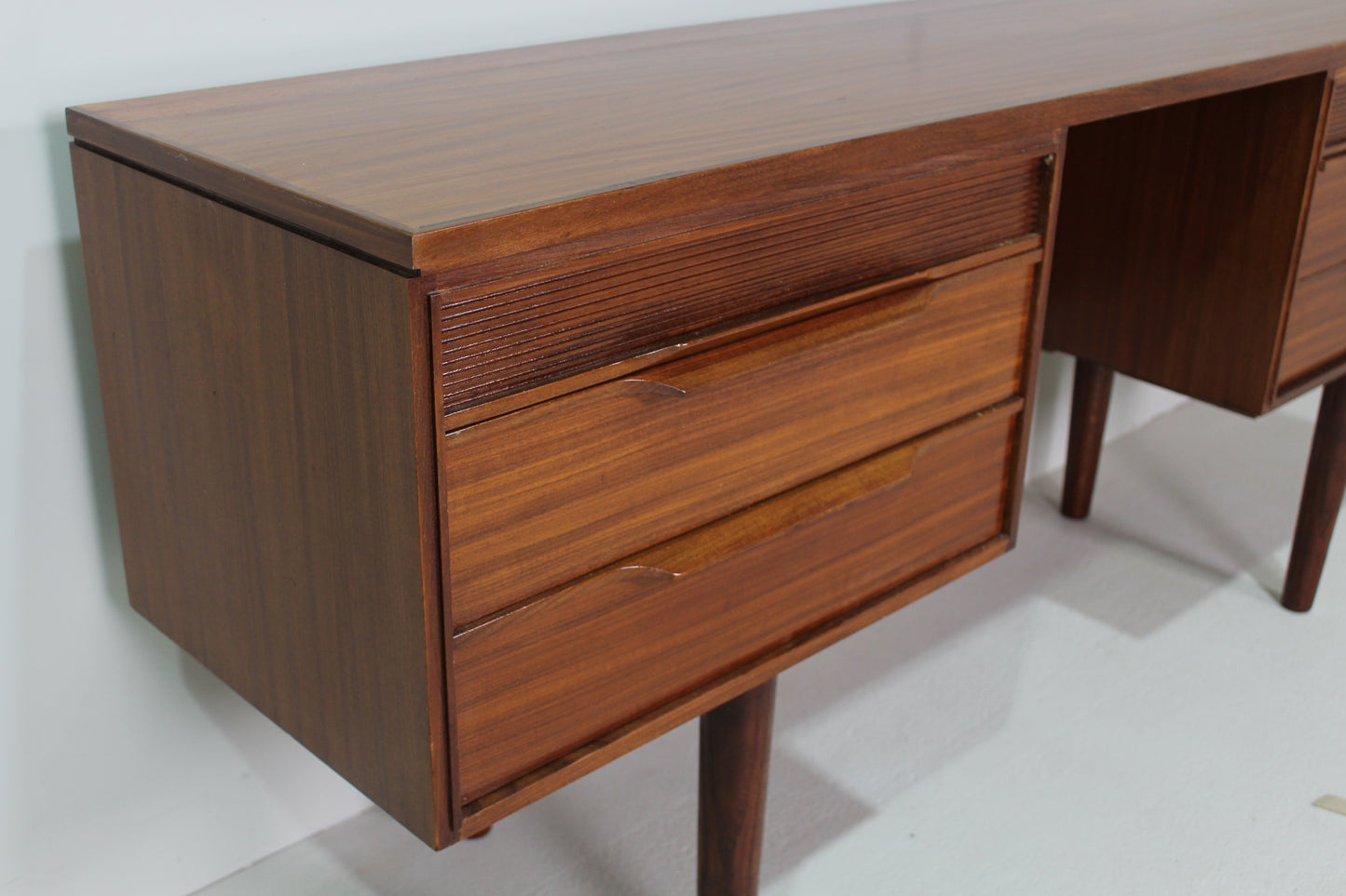 Vintage Brits design bureau, sideboard jaren '60