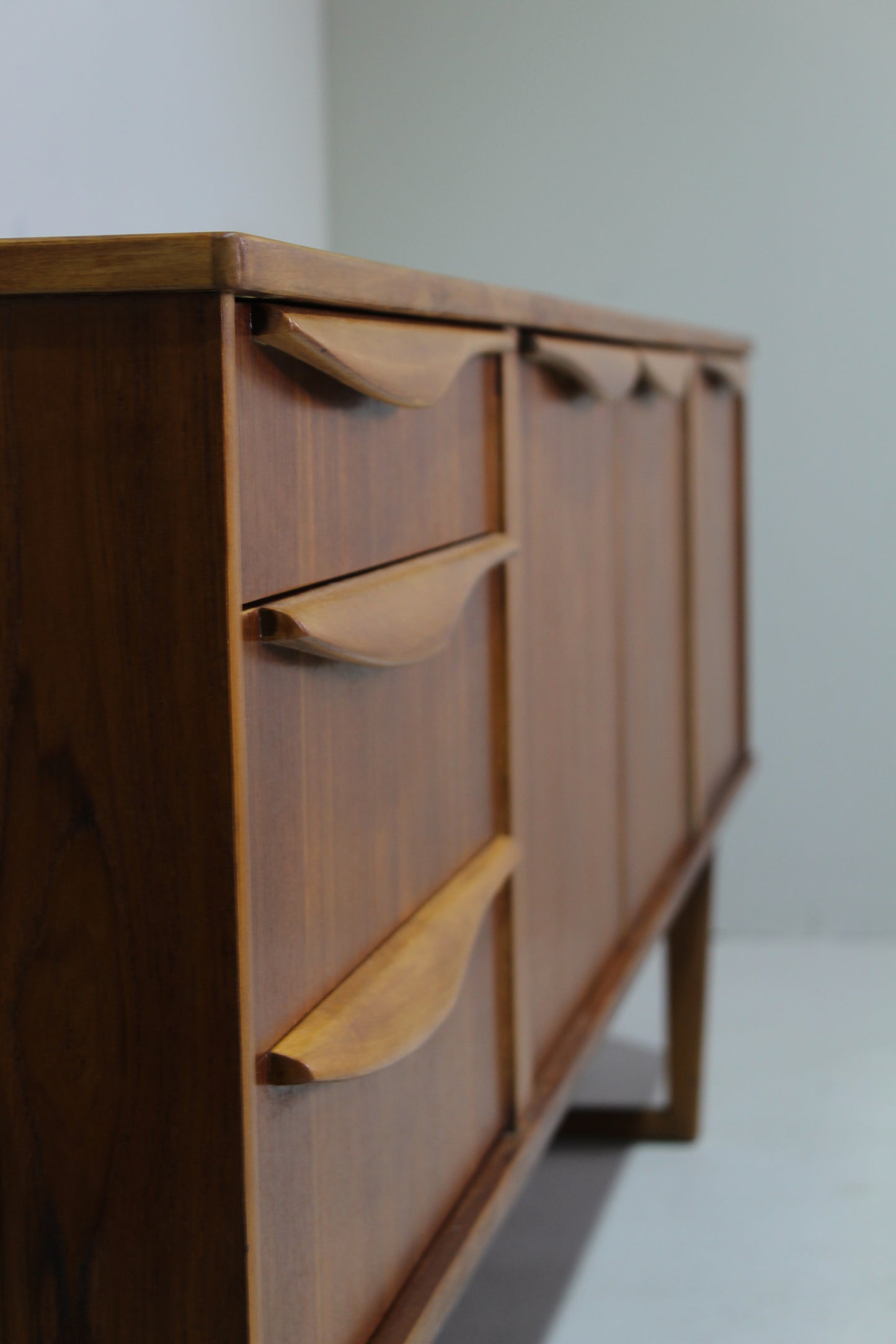 RESERVIERT Vintage Design Sideboard - Stonehill, 1960er Jahre