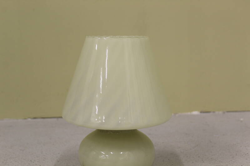 Vintage Murano Swirl Mushroom lamp - green glass 70s | 00764