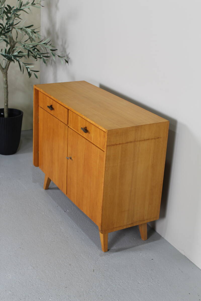 Vintage dressoir, kastje - Mustering jaren '60 | 01312