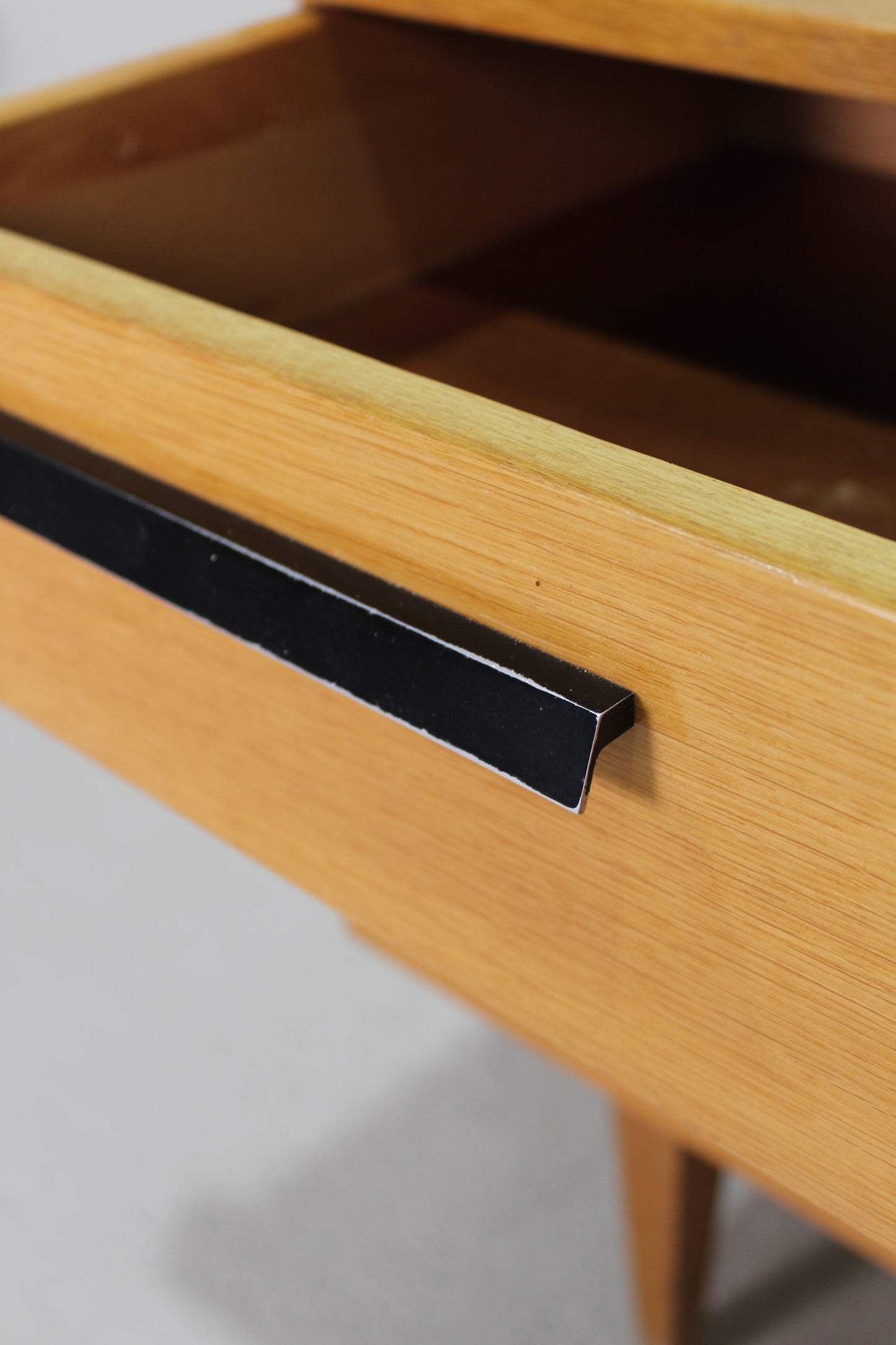 Vintage kaptafel, kast met spiegel - jaren '50/'60