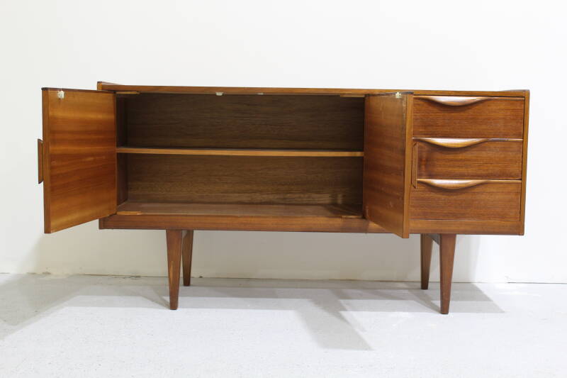 Vintage Brits design dressoir - jaren '60 | 01101