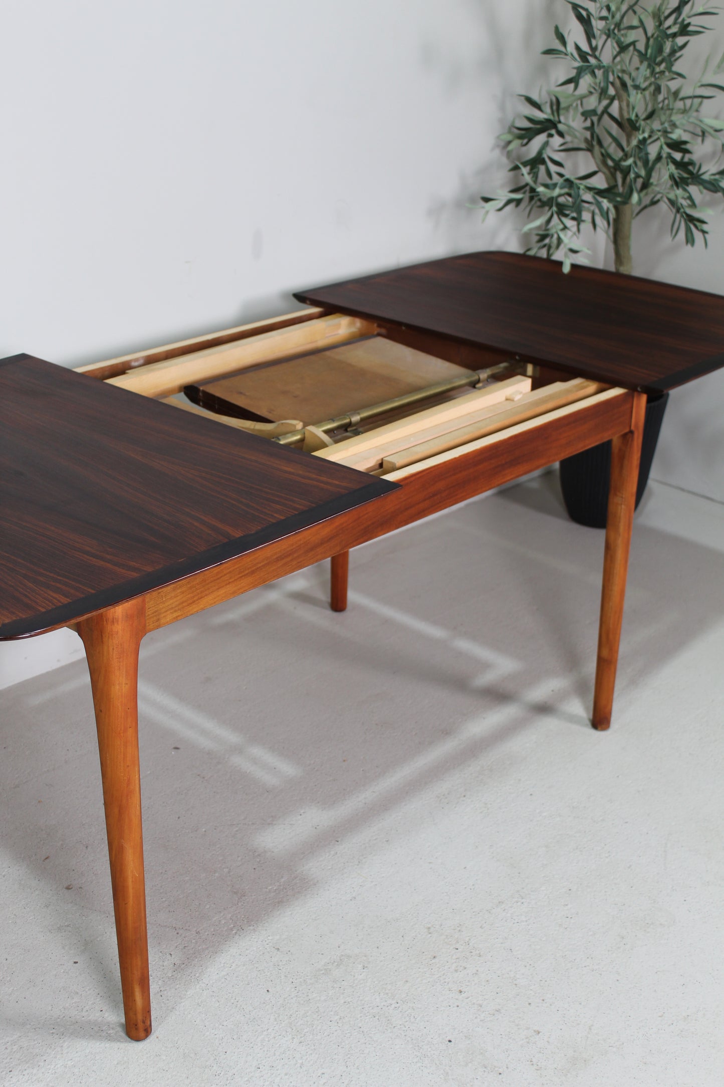 Vintage design uitschuifbare eettafel
