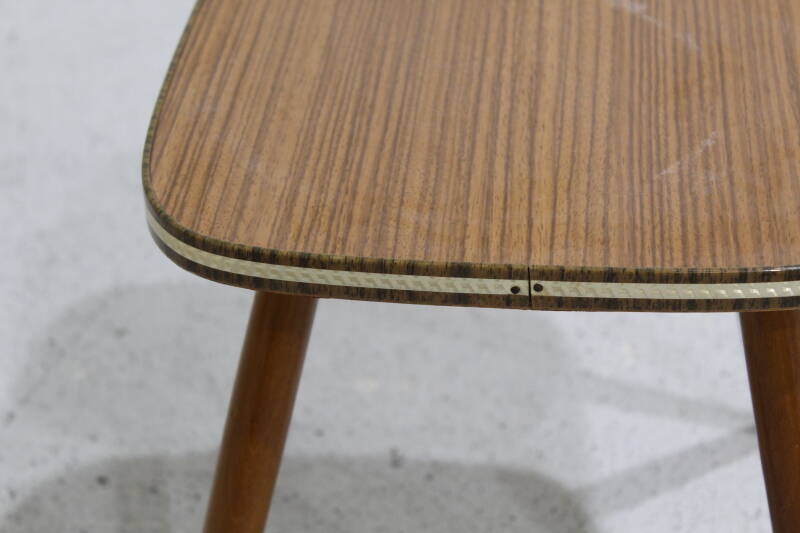 Vintage plantentafeltje, bruin - jaren '60 | 01098
