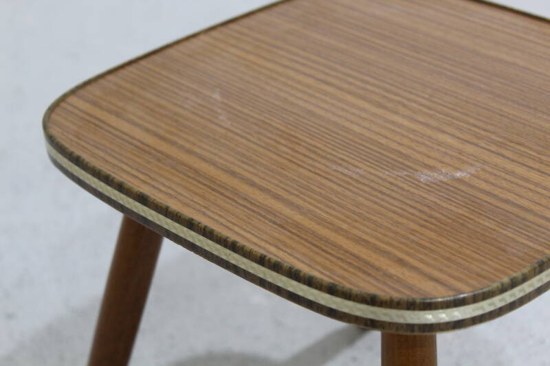 Vintage plantentafeltje, bruin - jaren '60 | 01098