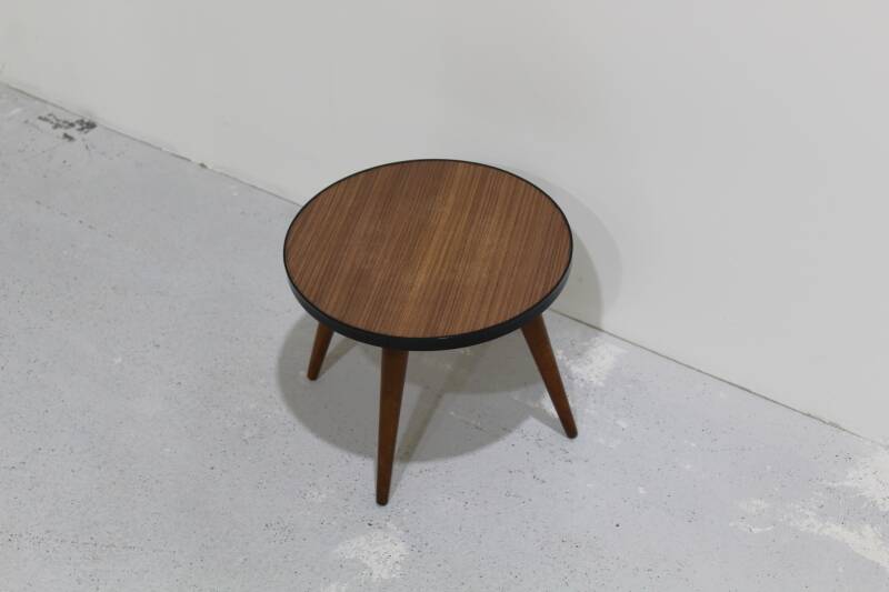 Vintage plantentafeltje, bruin - formica jaren '60 | 00916