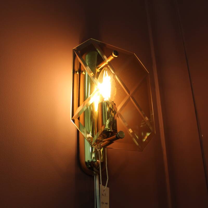 Vintage wall lamp cut glass