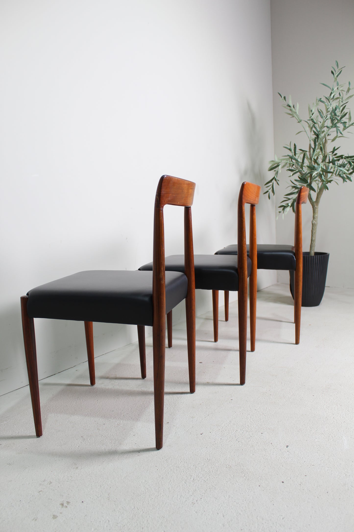 3x Vintage design eetkamerstoelen Lübke