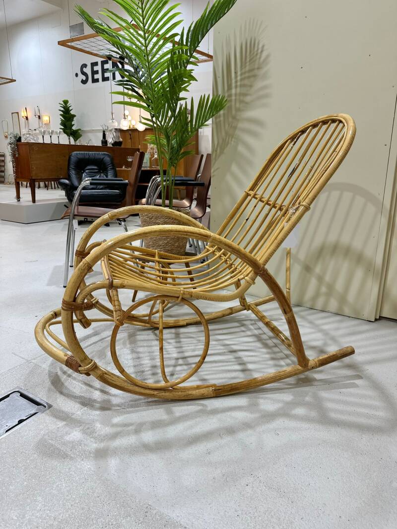 Vintage rieten schommelstoel - jaren '60 rotan | 01209