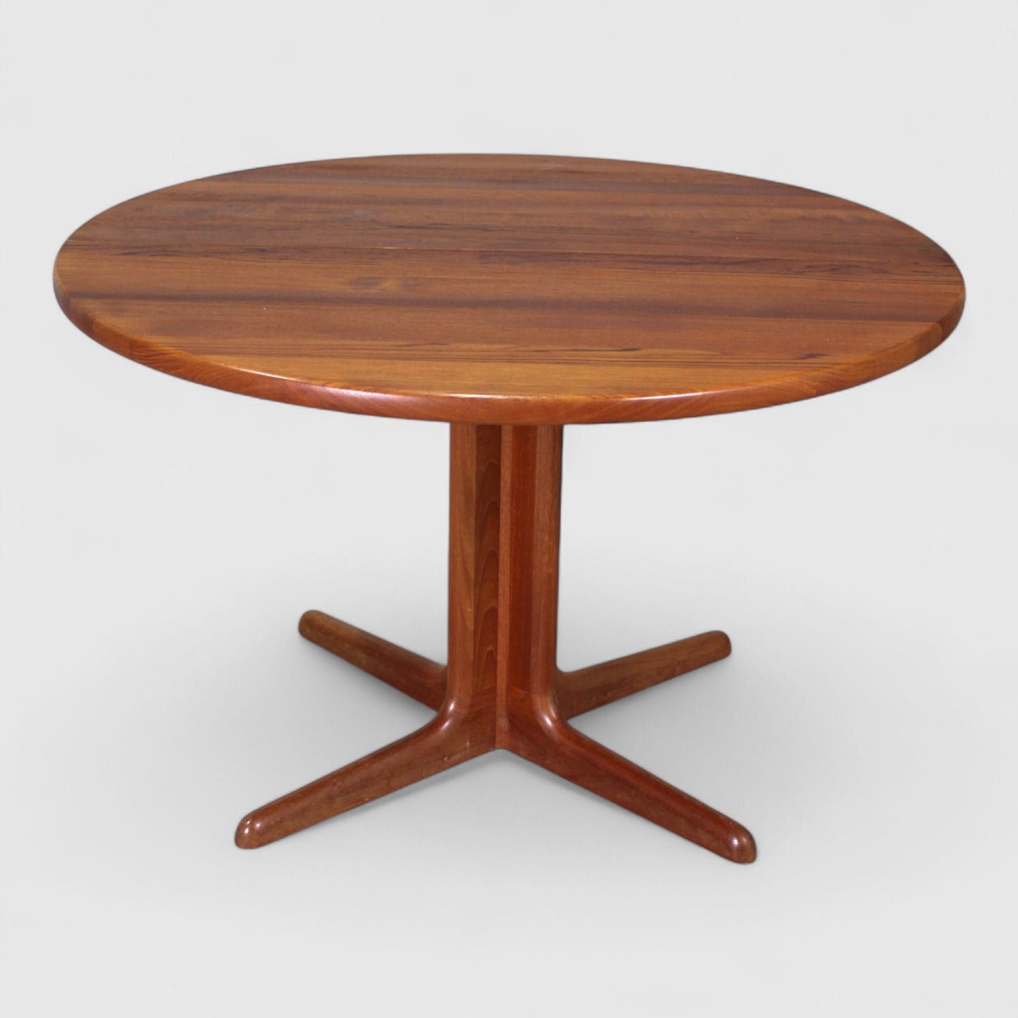 Vintage Deens Design eettafel rond