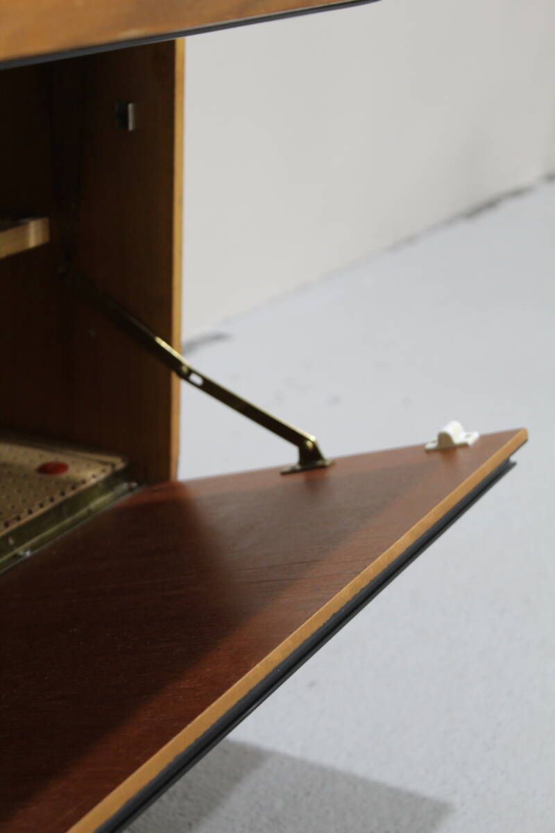 Vintage dressoir, schoenenkastje - hout, jaren '60 | 01251