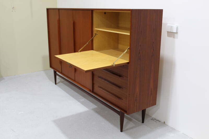 Vintage Design highboard, cupboard - Heinrich Rietsenpatt | 01056