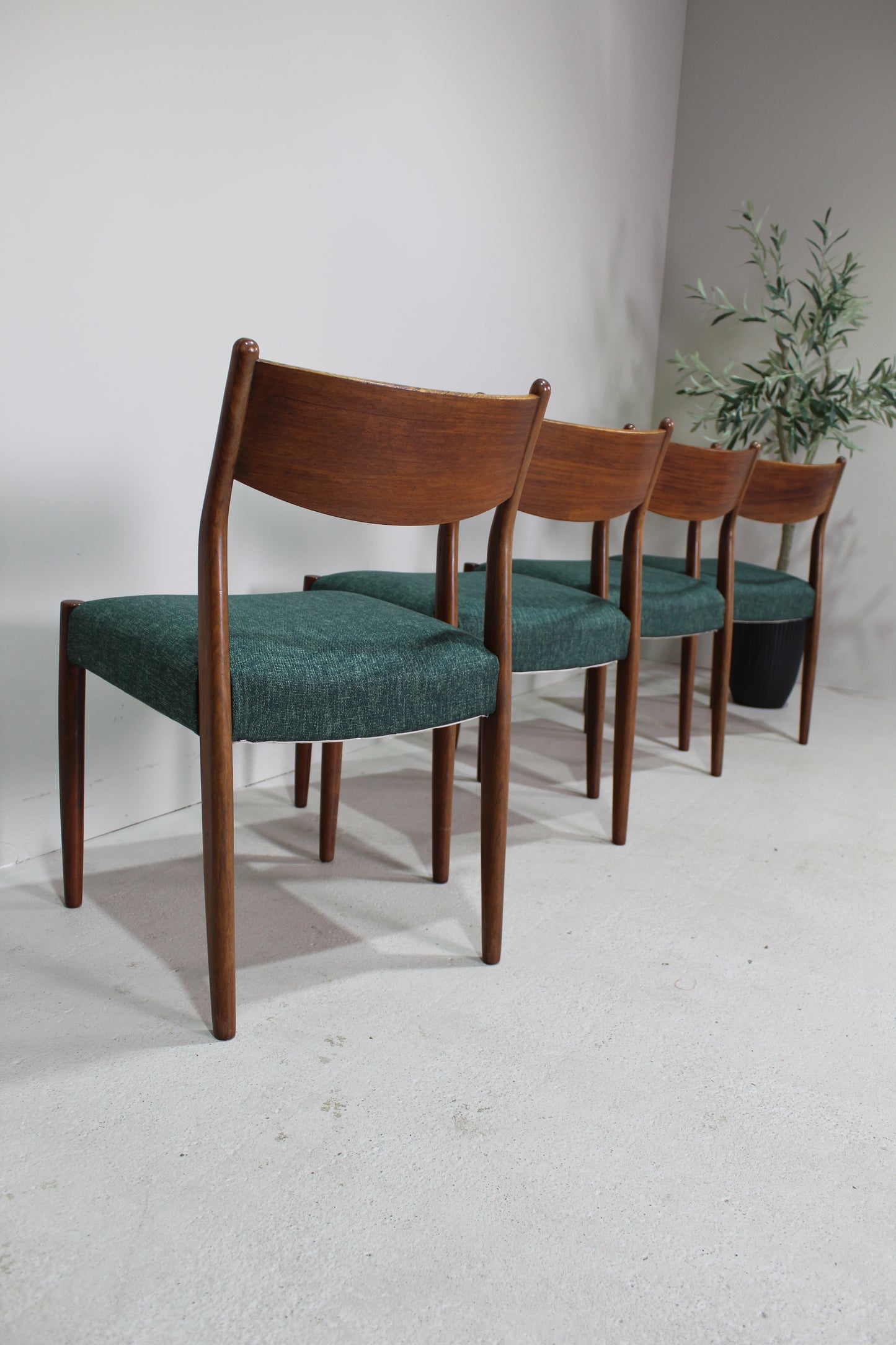 4x Vintage eetkamerstoelen - jaren '60 groen