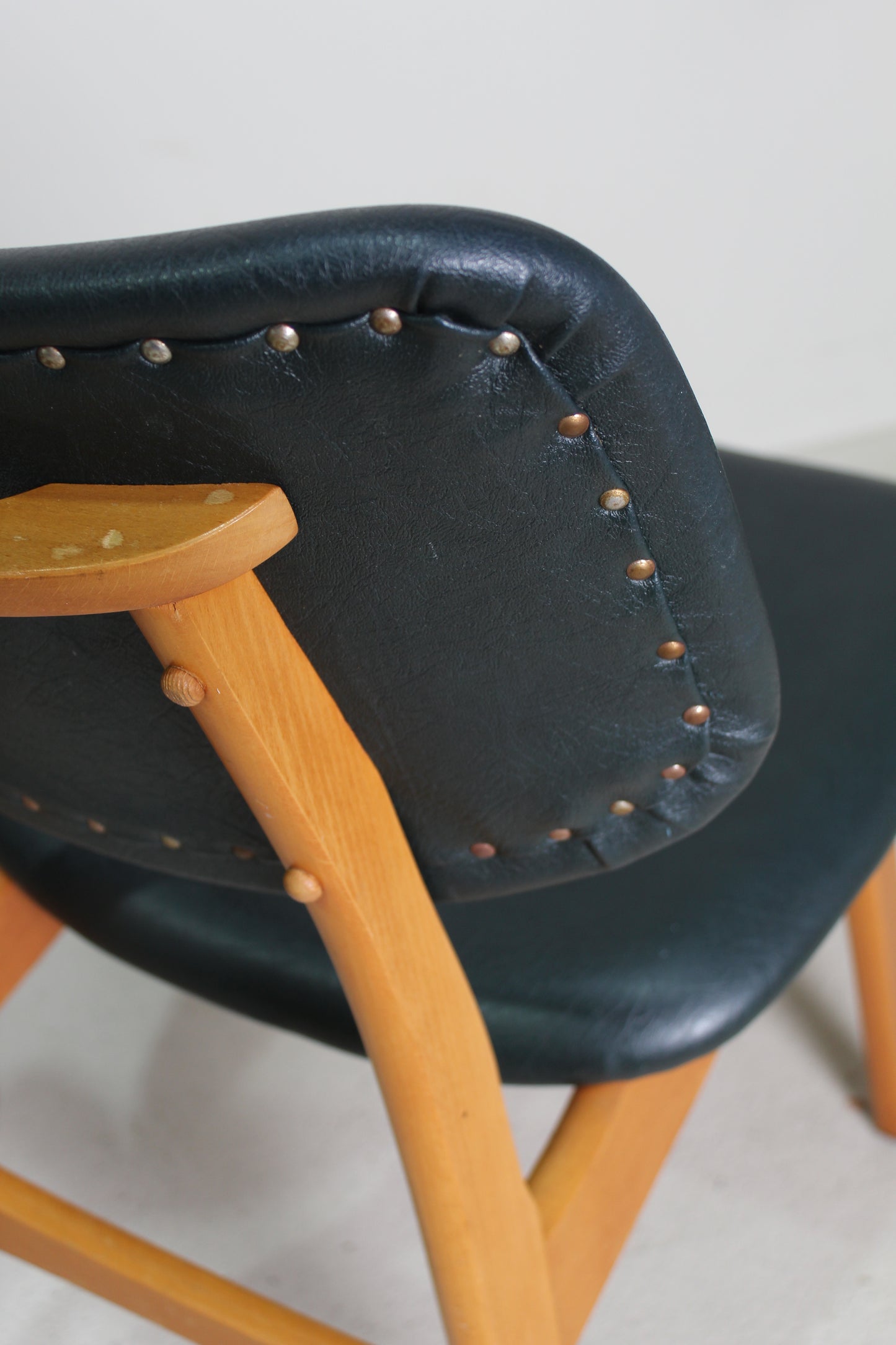 2x vintage eetkamerstoelen jaren '60 zwart